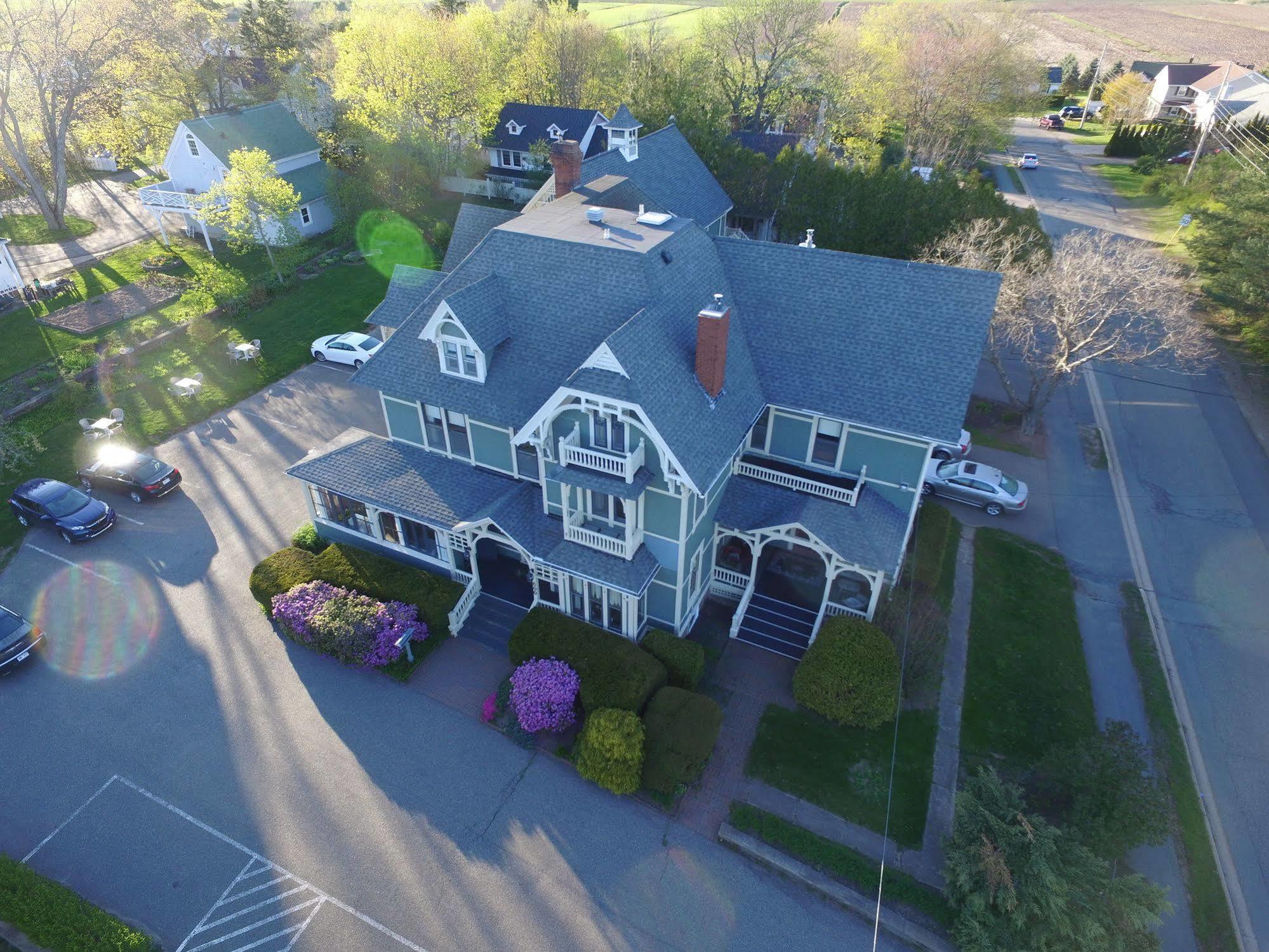 Victoria'S Historic Inn Wolfville Dış mekan fotoğraf
