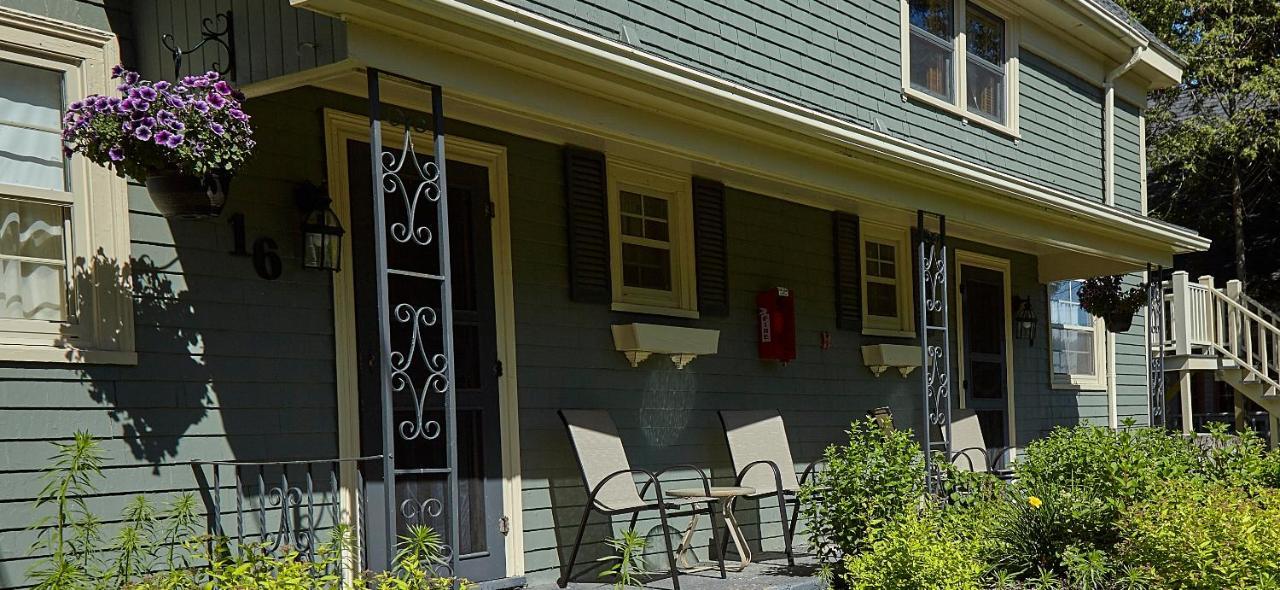 Victoria'S Historic Inn Wolfville Dış mekan fotoğraf